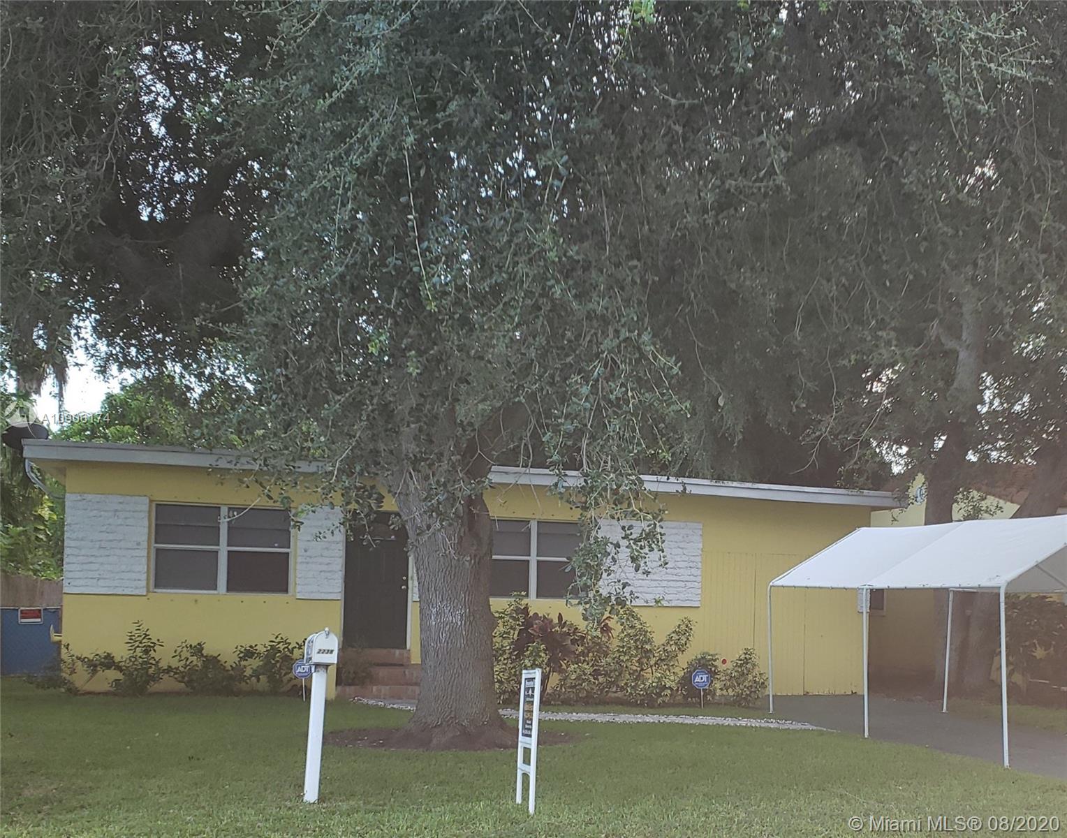 2238 Mckinley St, Hollywood, FL 33020