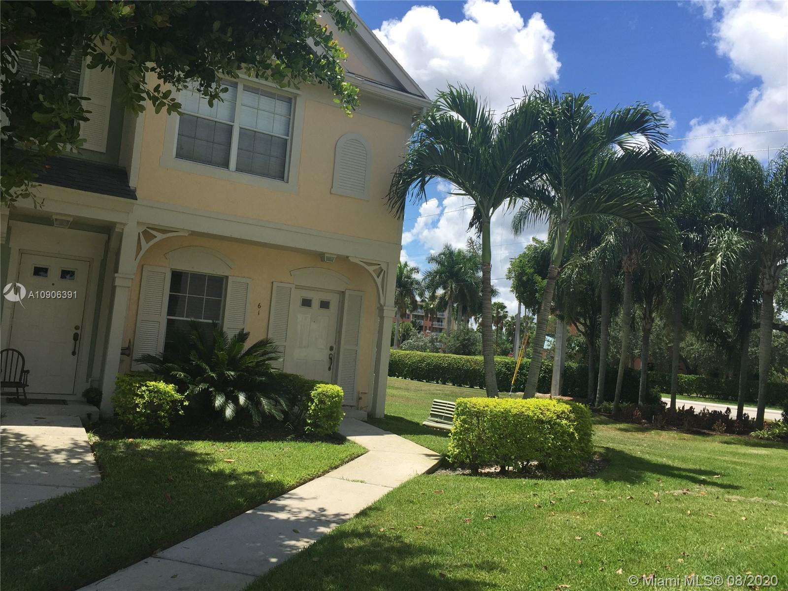 Weston, FL 33326,61 Whitehead Cir #61