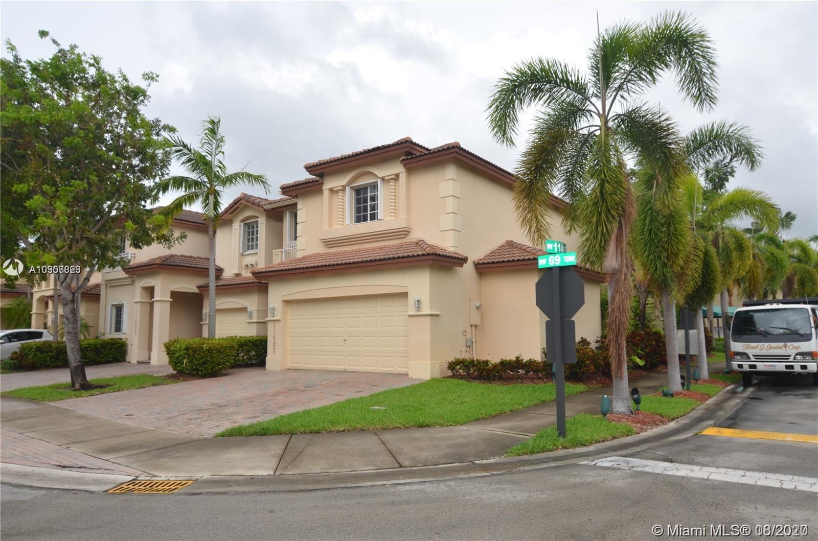 11423 NW 69th Ter, Doral, FL 33178