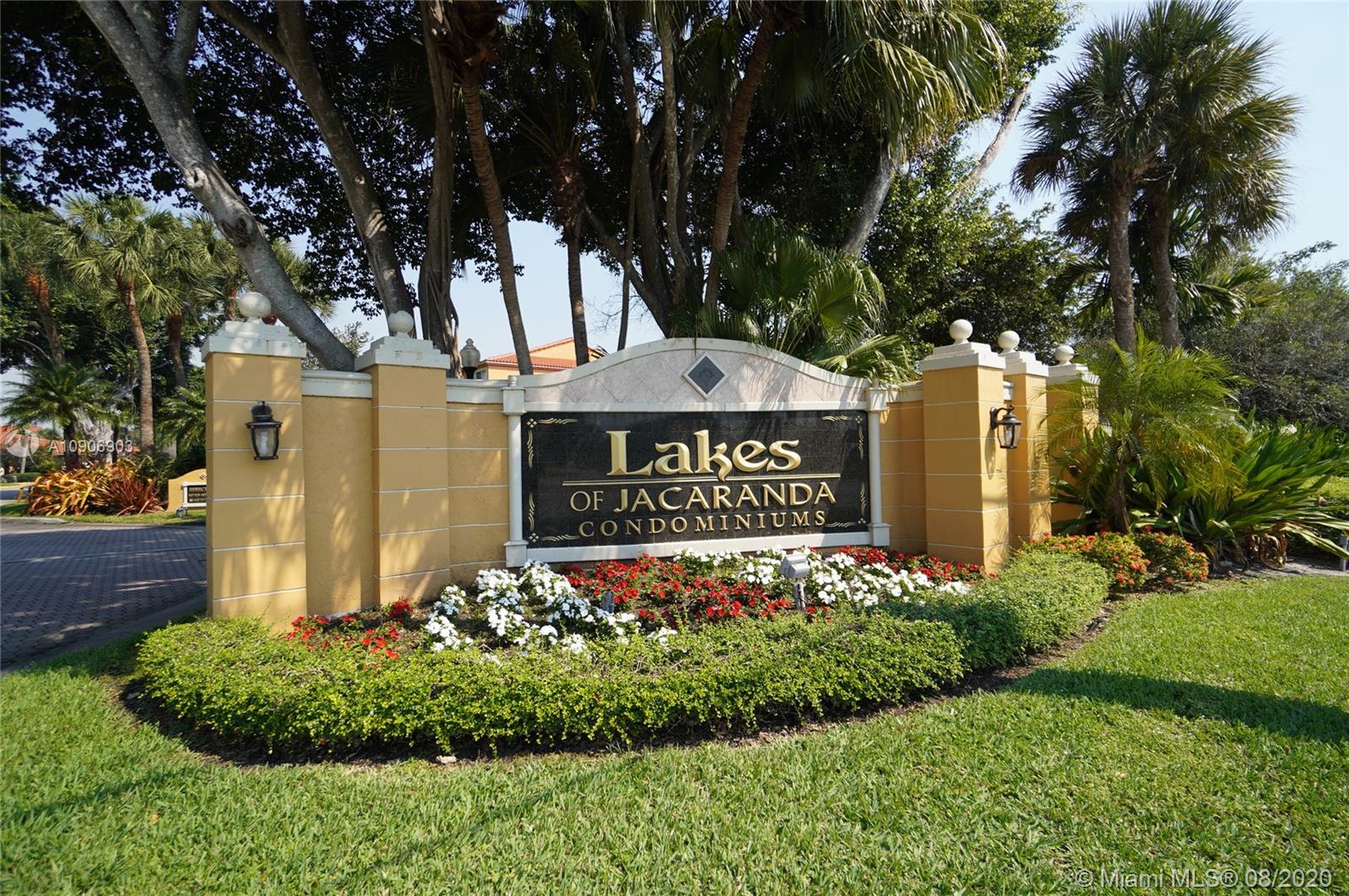 Plantation, FL 33324,10749 Cleary Blvd #305