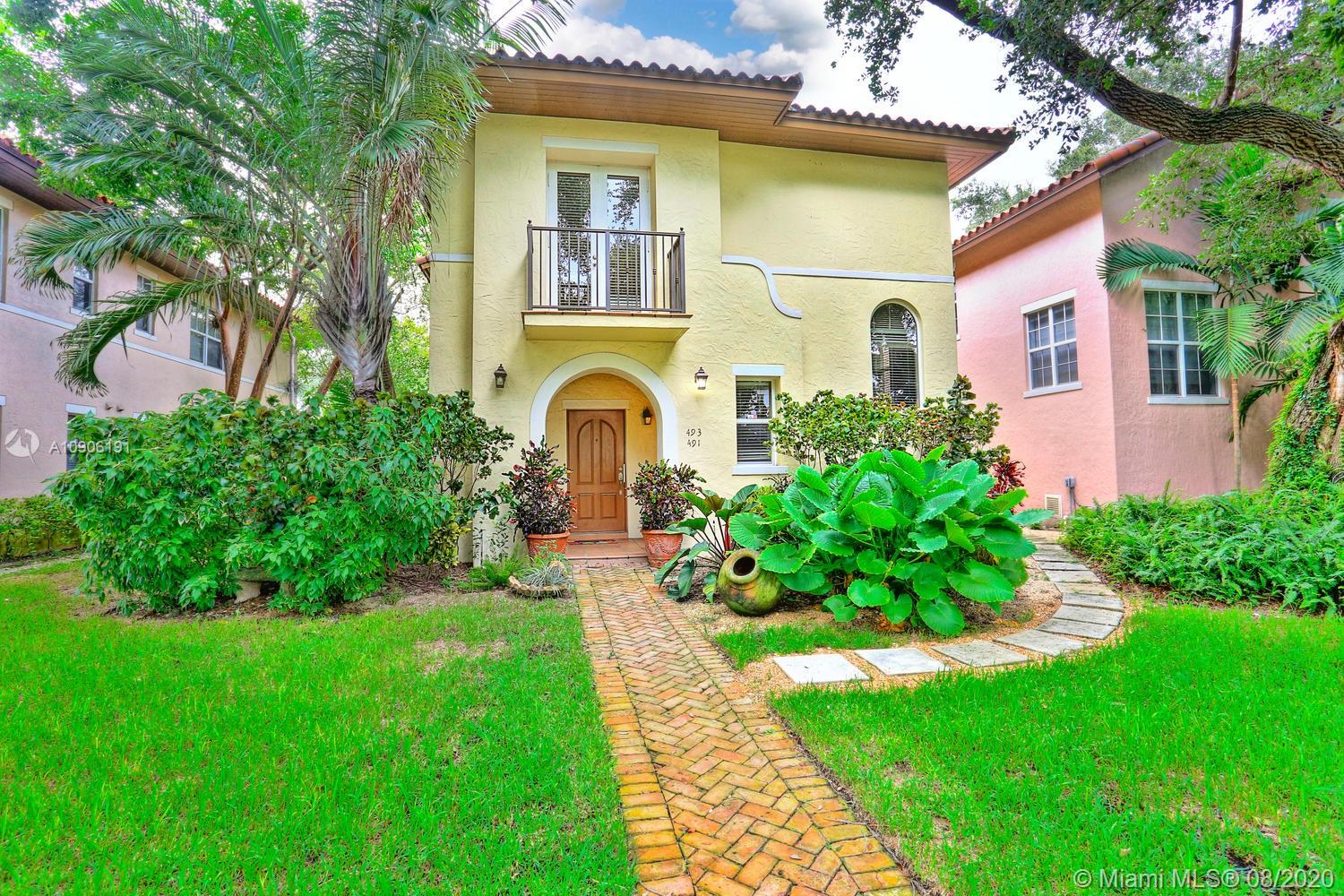 Coral Gables, FL 33146,493 Menendez Ave #12