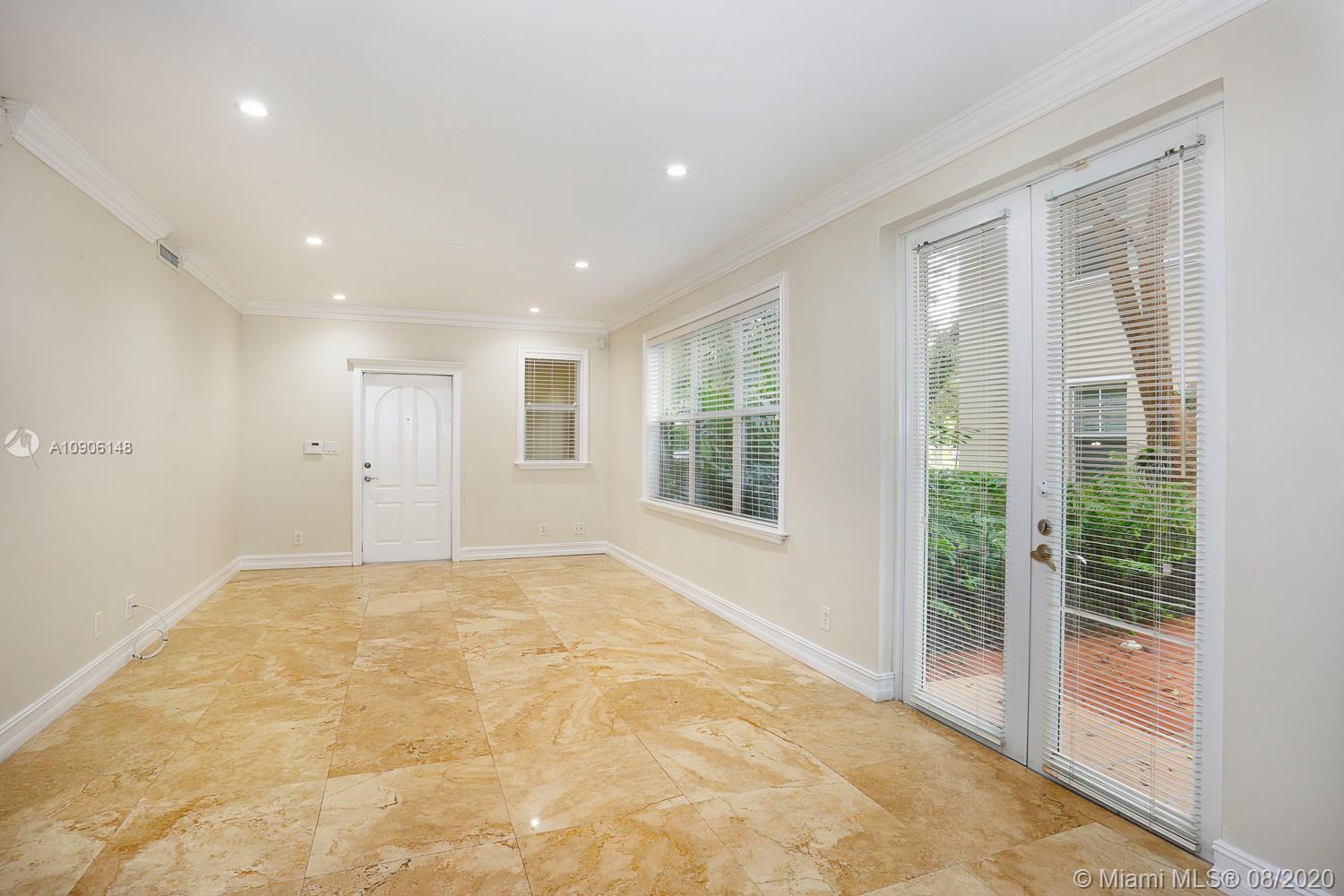 Coral Gables, FL 33146,491 Menendez Ave #11