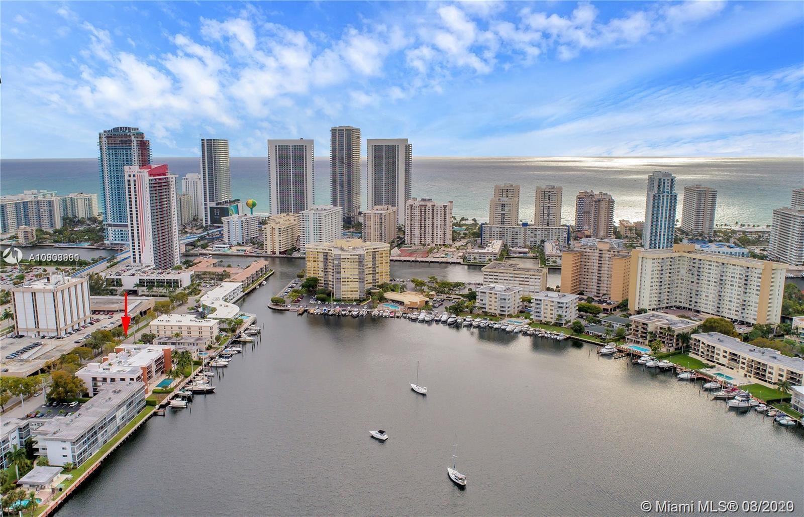 Hallandale Beach, FL 33009,2300 Diana #404