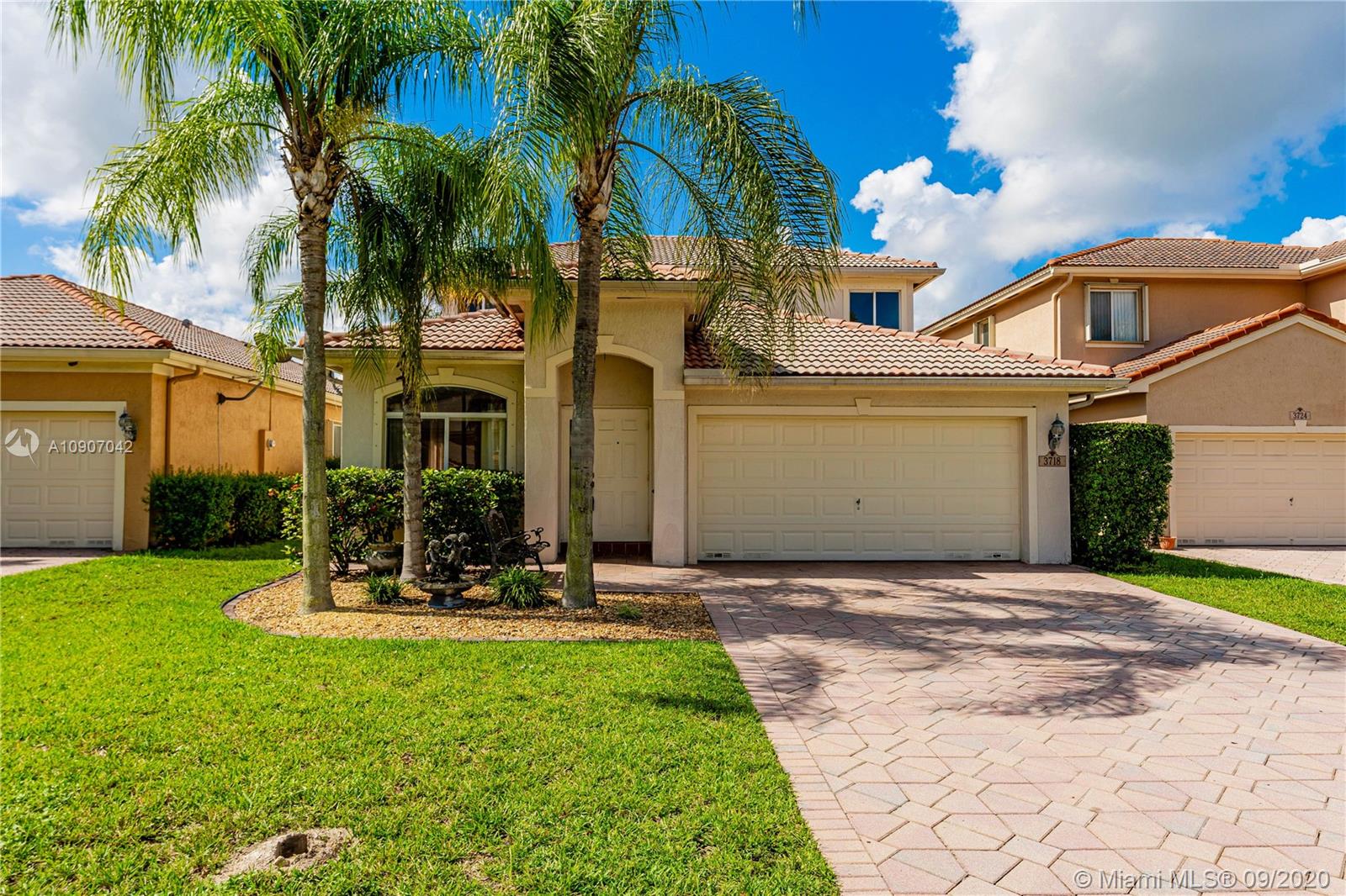 Coconut Creek, FL 33073,3718 Pebblebrook Mnr