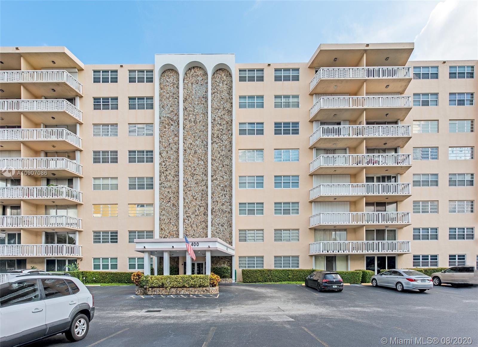 400 NE 12TH ave #102, Hallandale Beach, FL 33009