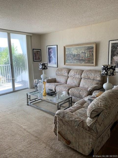 Aventura, FL 33160,2801 NE 183rd St #309W