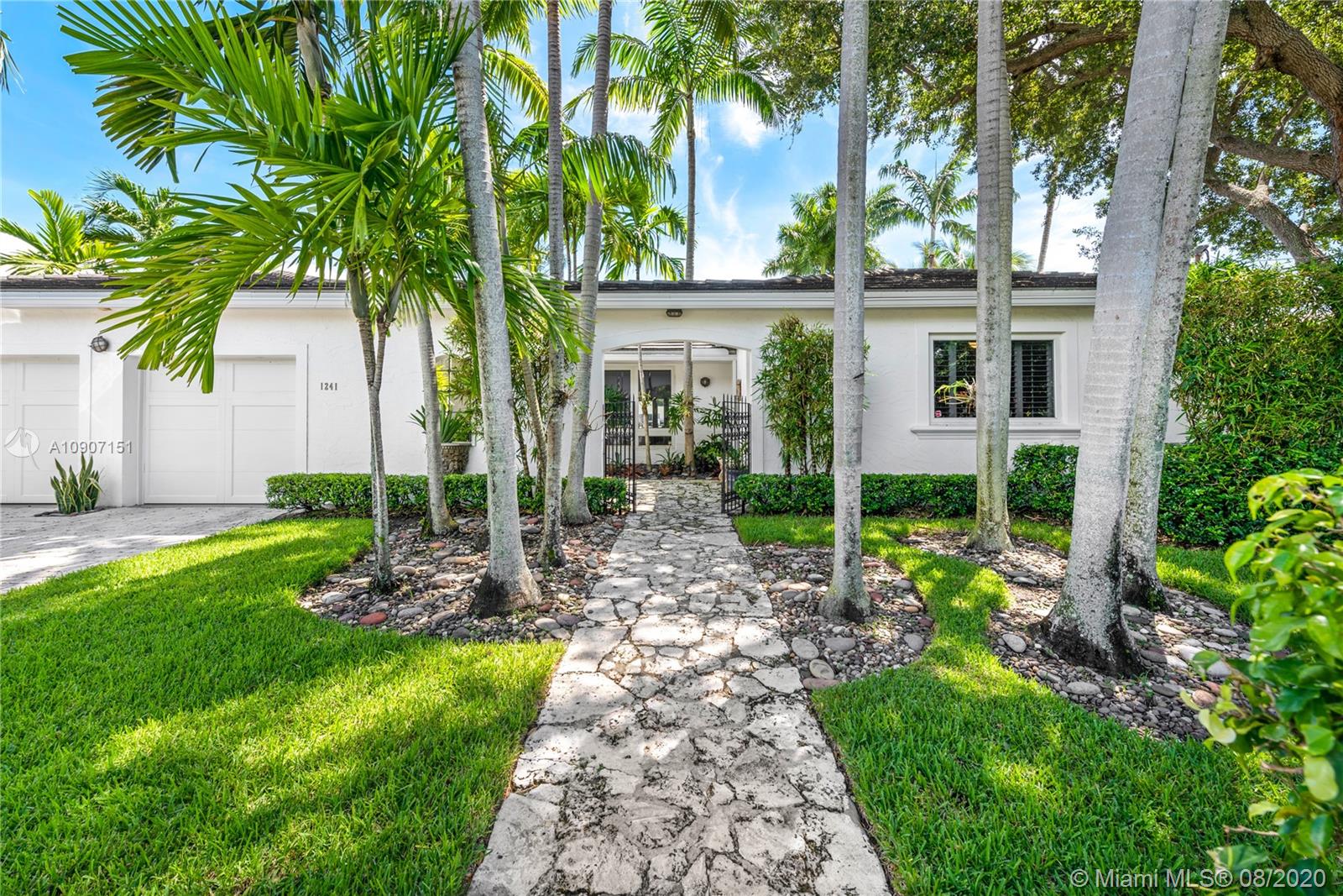 Coral Gables, FL 33146,1241 S Alhambra Cir