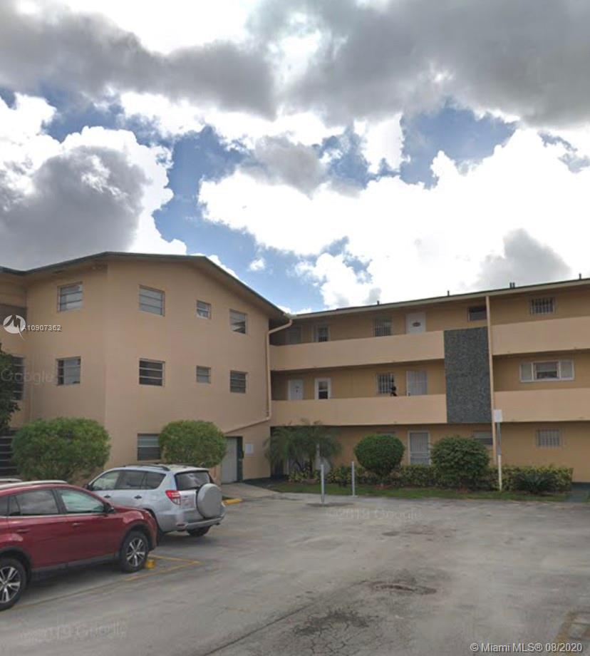 110 Royal Palm Rd #206, Hialeah Gardens, FL 33016