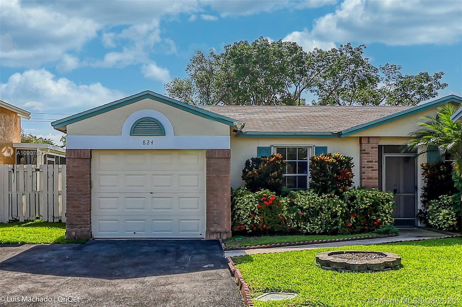 824 Cumberland Ter, Davie, FL 33325