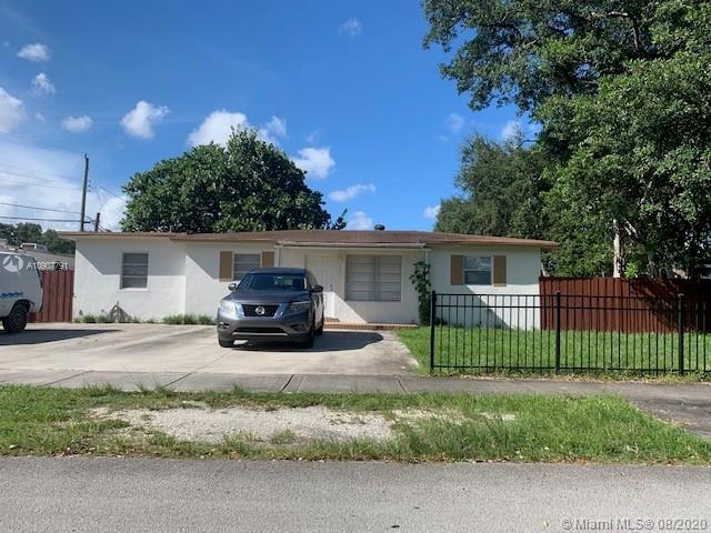 4021 SW 33rd St, West Park, FL 33023