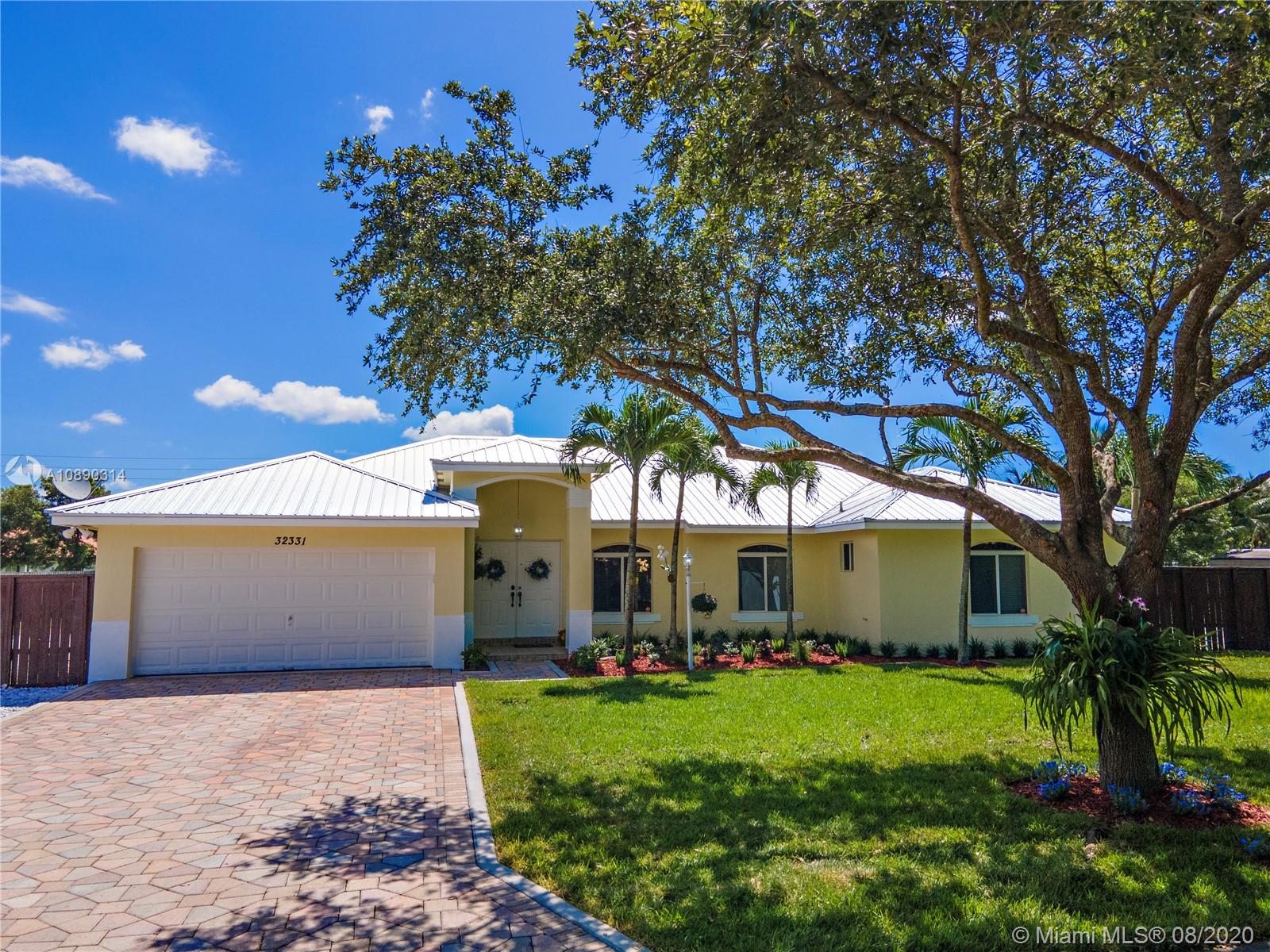 32331 SW 202nd Pl, Homestead, FL 33030