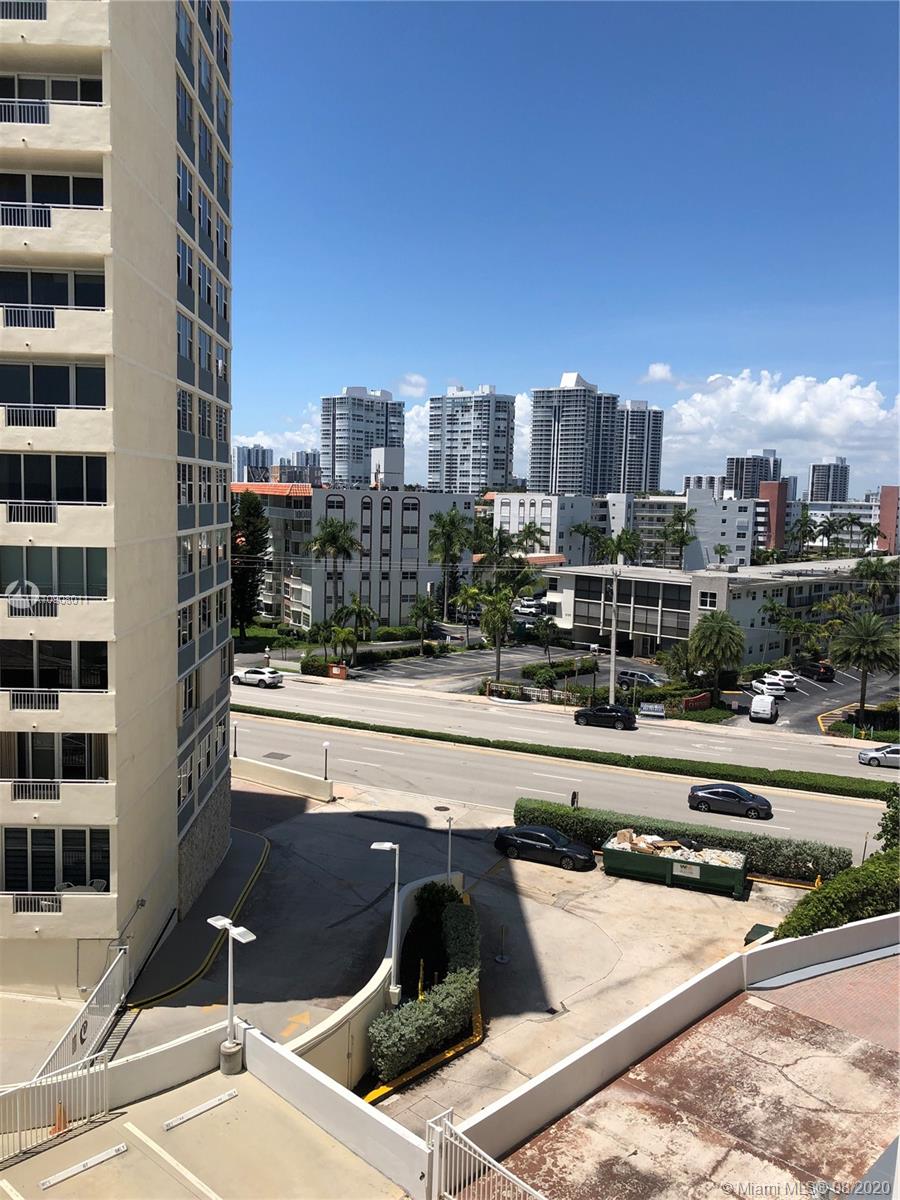 Hallandale Beach, FL 33009,3140 S Ocean Dr #502