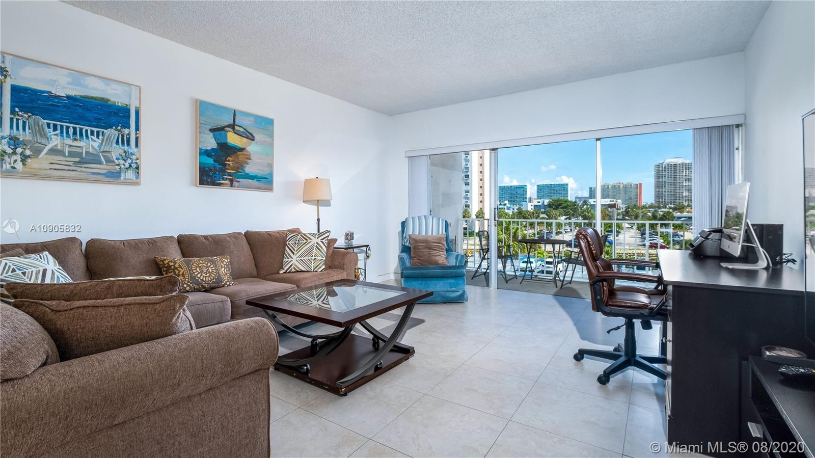 Sunny Isles Beach, FL 33160,500 Bayview Dr #331