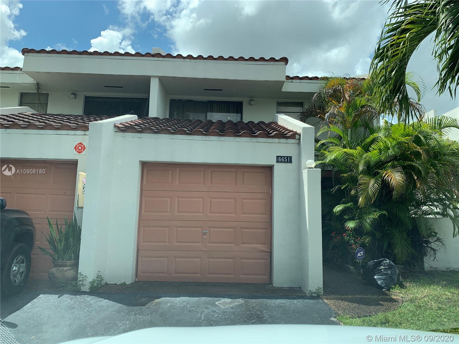 Lauderhill, FL 33319,6651 Racquet Club Dr #174