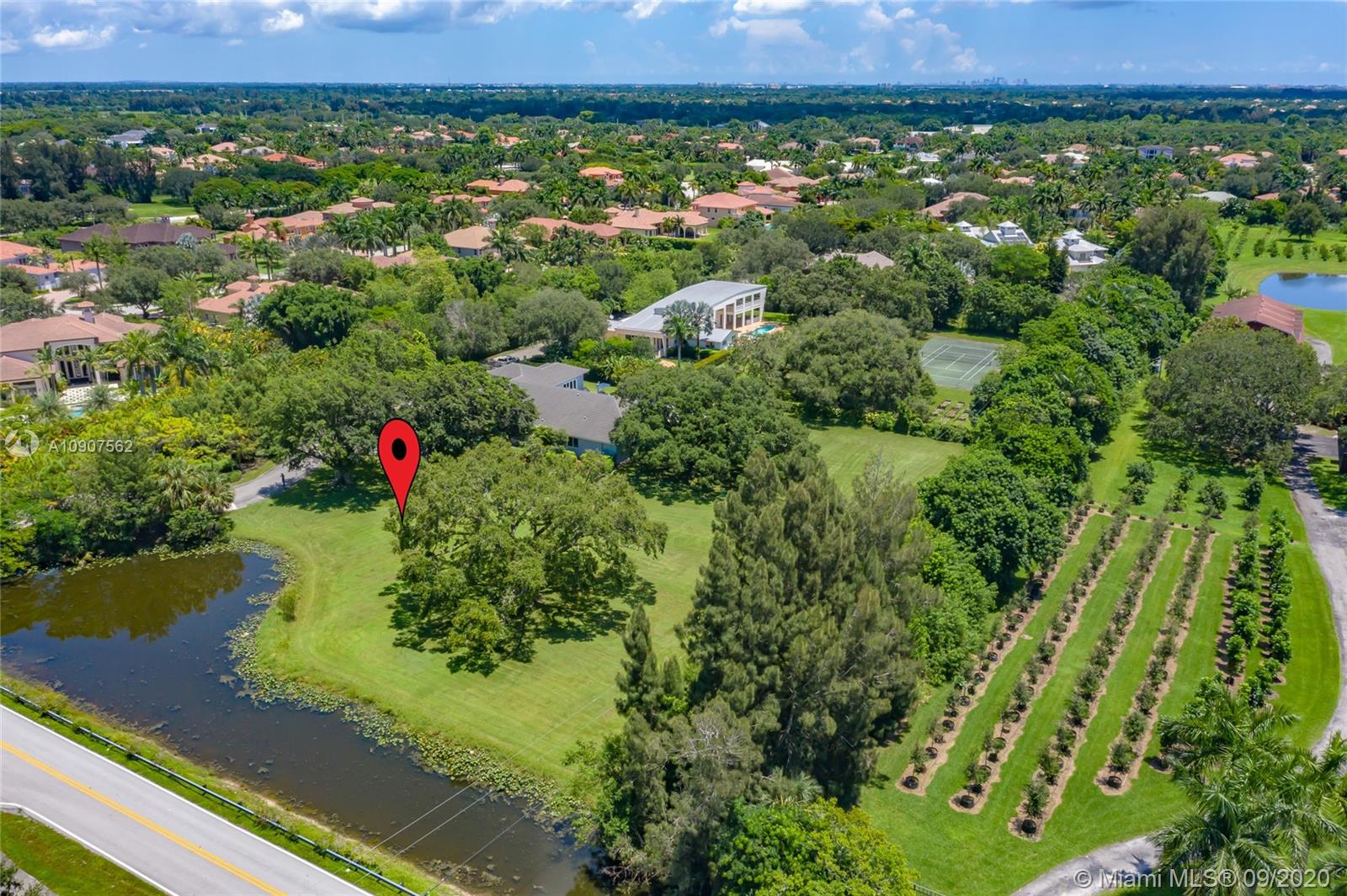 33 Sw Dr, Davie, FL 33330