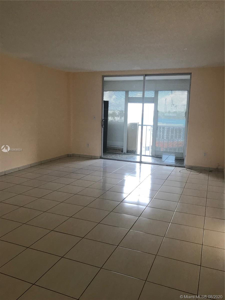 North Miami Beach, FL 33162,16410 Miami Dr #403