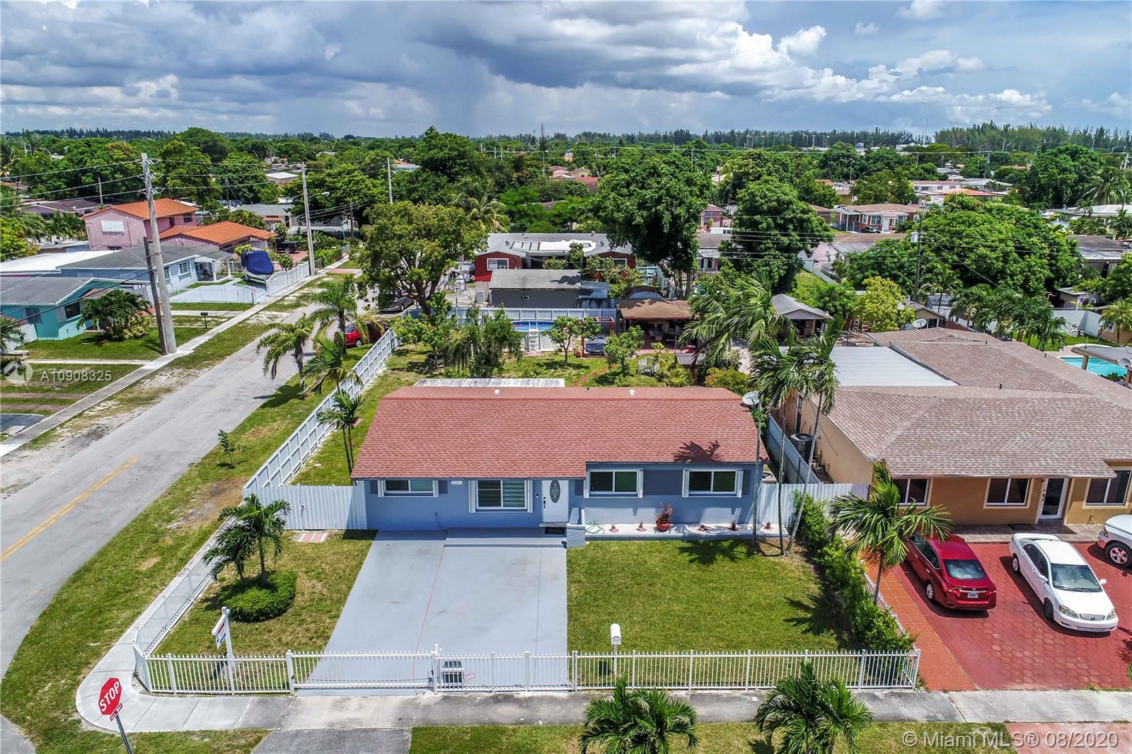 621 E 53rd St, Hialeah, FL 33013