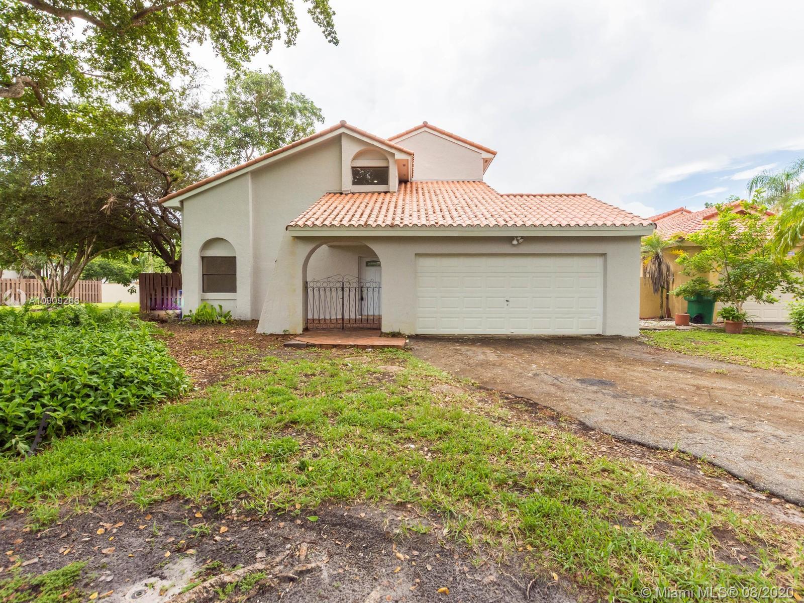 17316 NW 62nd Pl, Hialeah, FL 33015