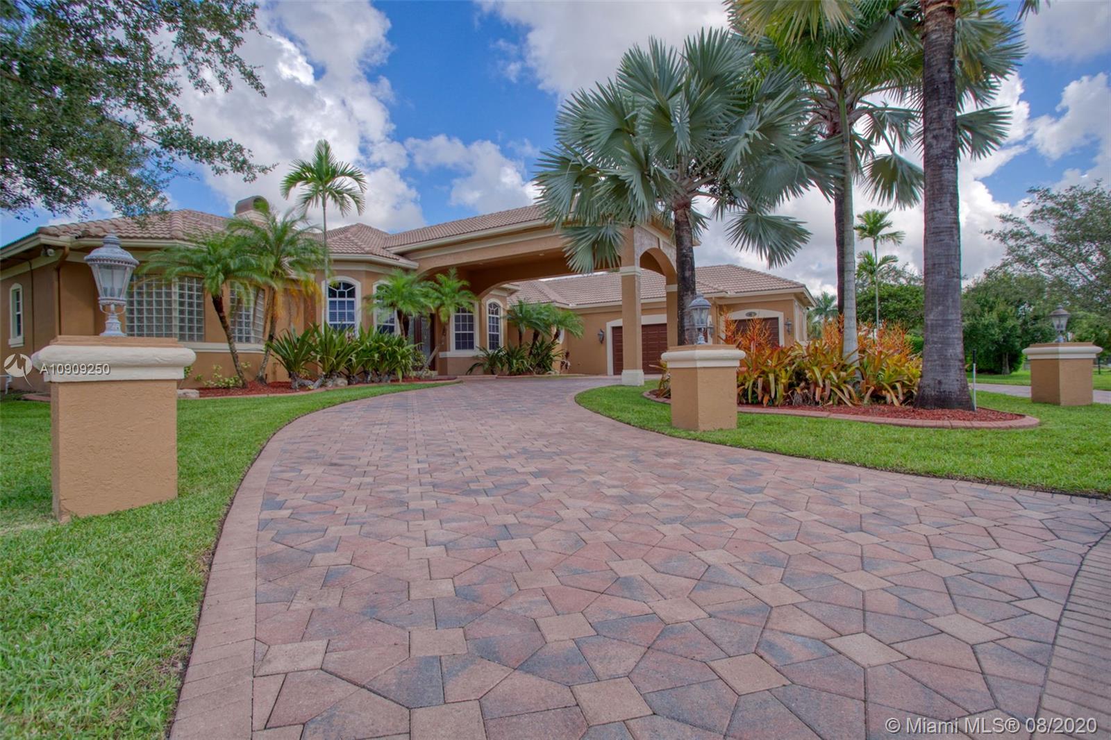 Plantation, FL 33325,891 NW 115th Ave