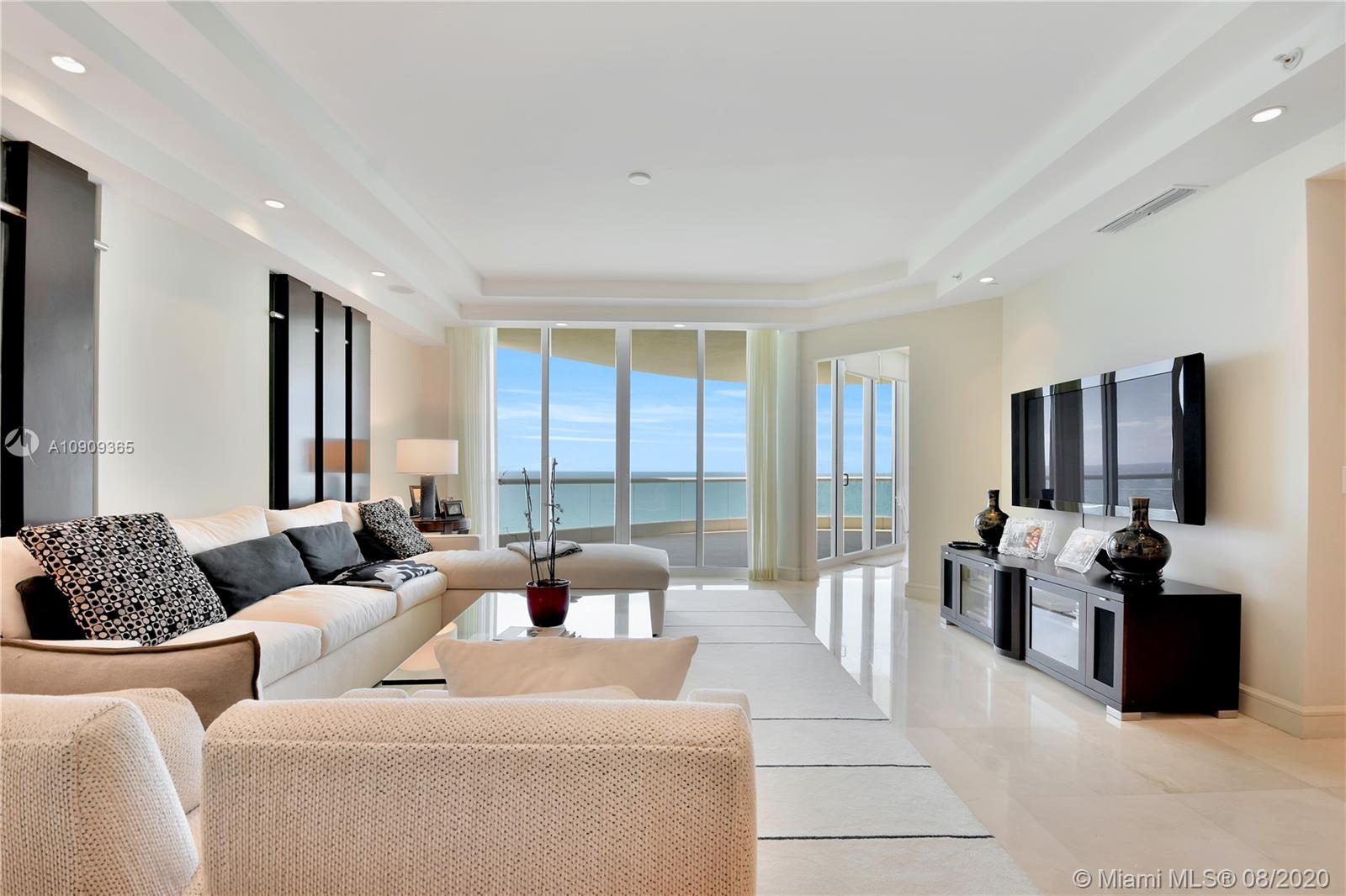 Sunny Isles Beach, FL 33160,16051 COLLINS AV #1701