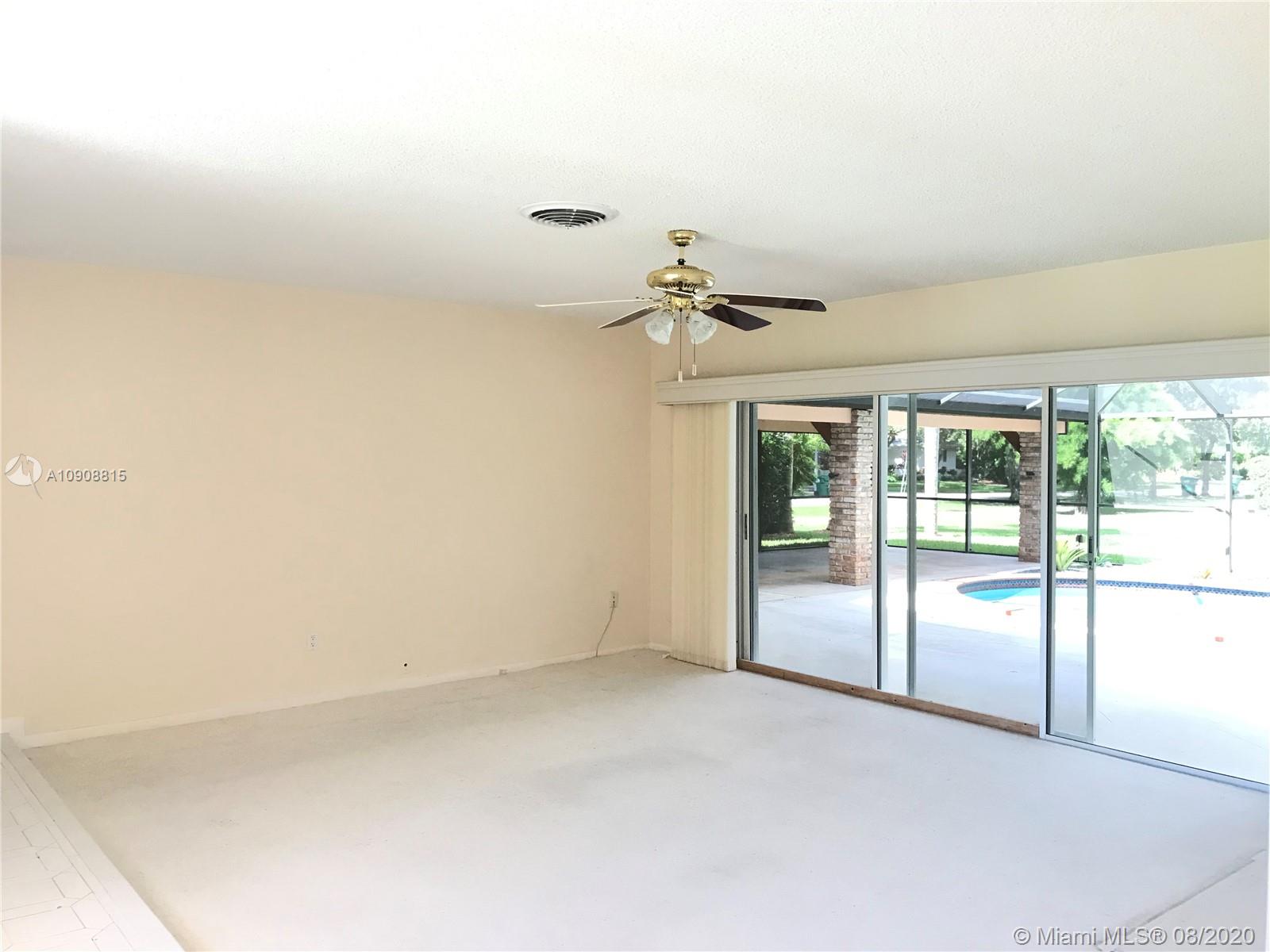 Palmetto Bay, FL 33157,15940 SW 85th Ave