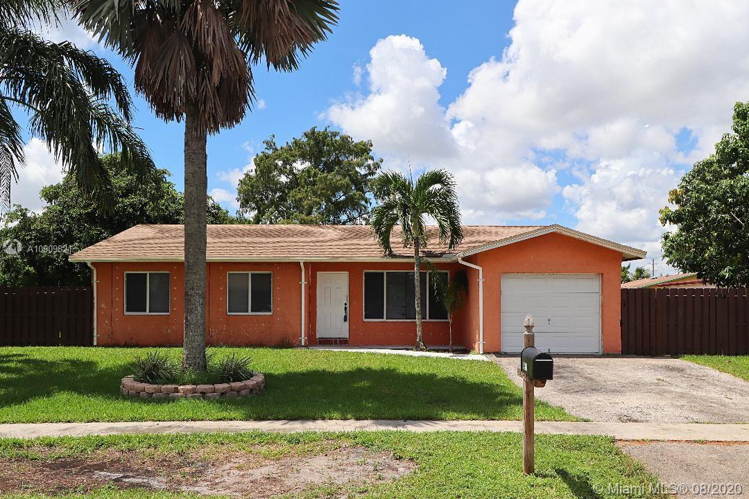 Pembroke Pines, FL 33024,9890 NW 4th St