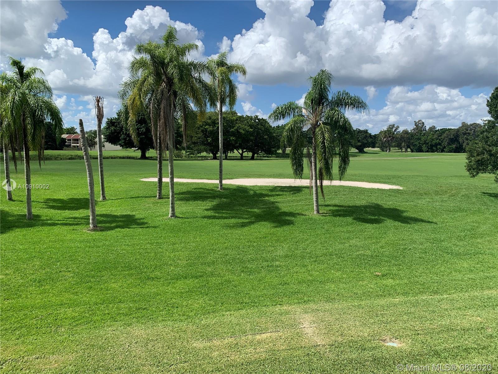 Weston, FL 33326,16300 Golf Club Rd #213