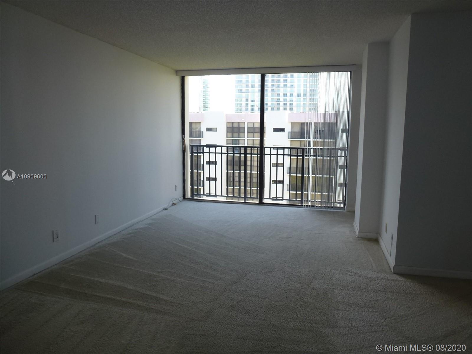 Sunny Isles Beach, FL 33160,16919 N Bay Rd #915