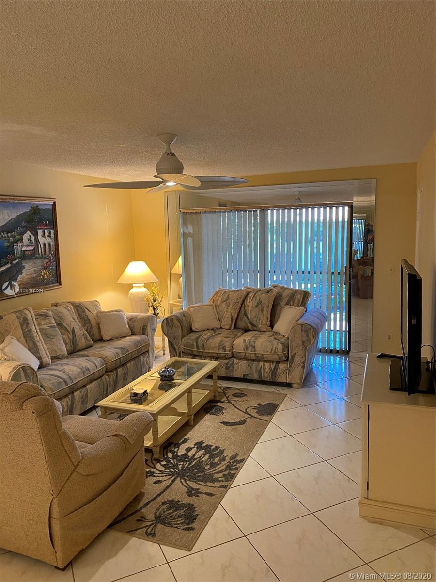 Boynton Beach, FL 33436,9900 Pineapple Tree Dr #203