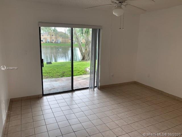 Pembroke Pines, FL 33025,301 Palm Way #104