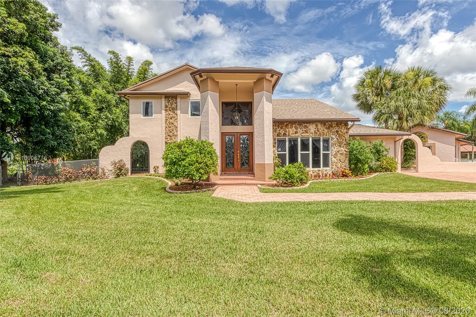 Southwest Ranches, FL 33332,4860 SW 193rd Ln