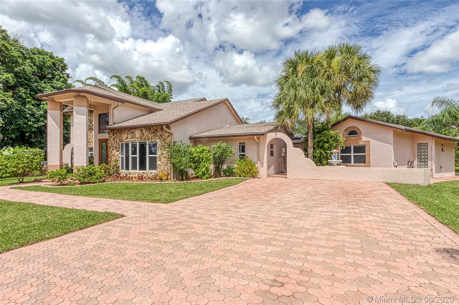 Southwest Ranches, FL 33332,4860 SW 193rd Ln