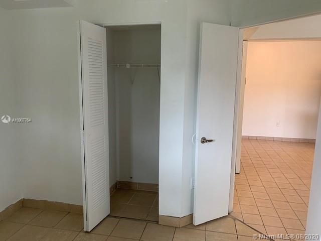 Pembroke Pines, FL 33025,200 W Palm Cir W #307