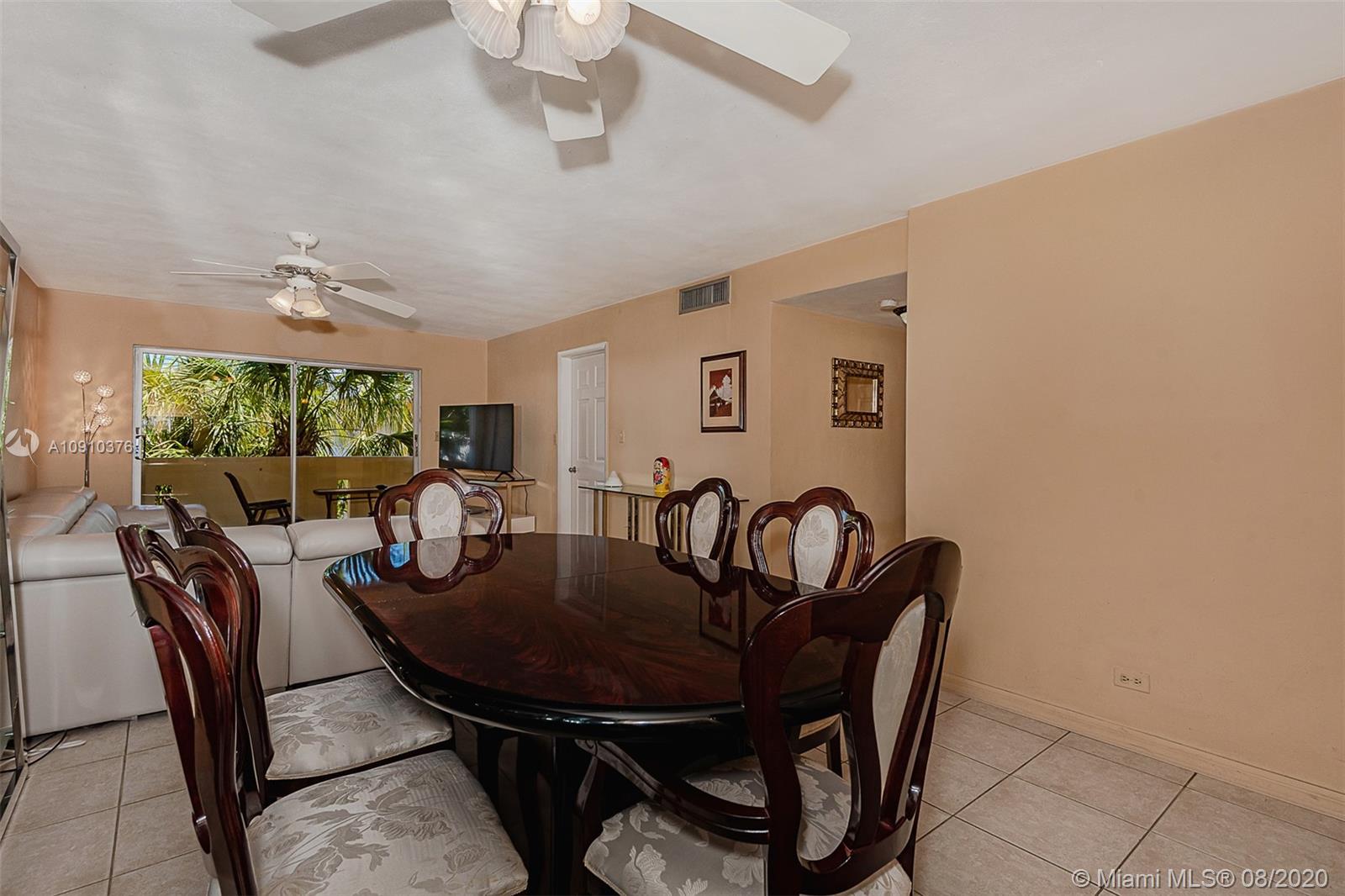 Key Biscayne, FL 33149,300 Galen Dr #304