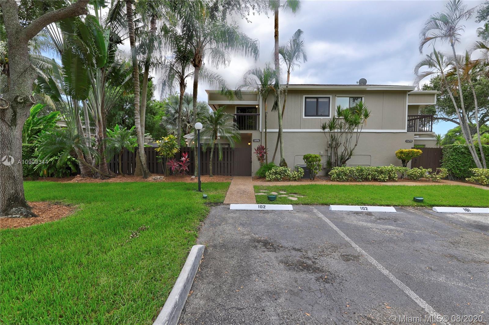 13296 NW 5th Ct, Plantation, FL 33325