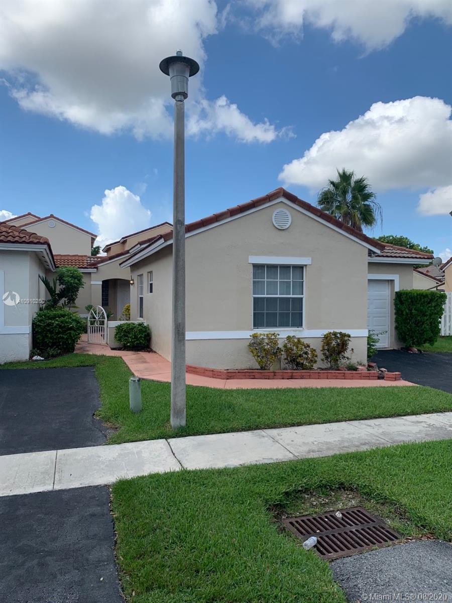 17866 SW 10th Ln, Pembroke Pines, FL 33029