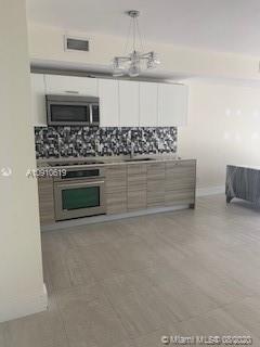 Miami, FL 33131,1300 Brickell Bay Dr #2902