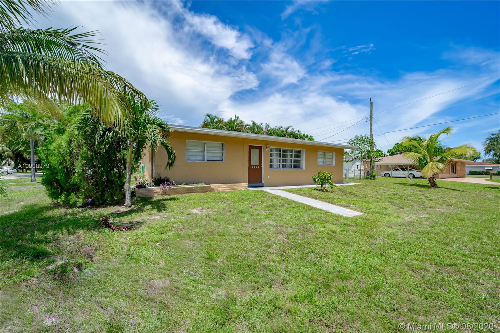 2101 N 57th Ter, Hollywood, FL 33021