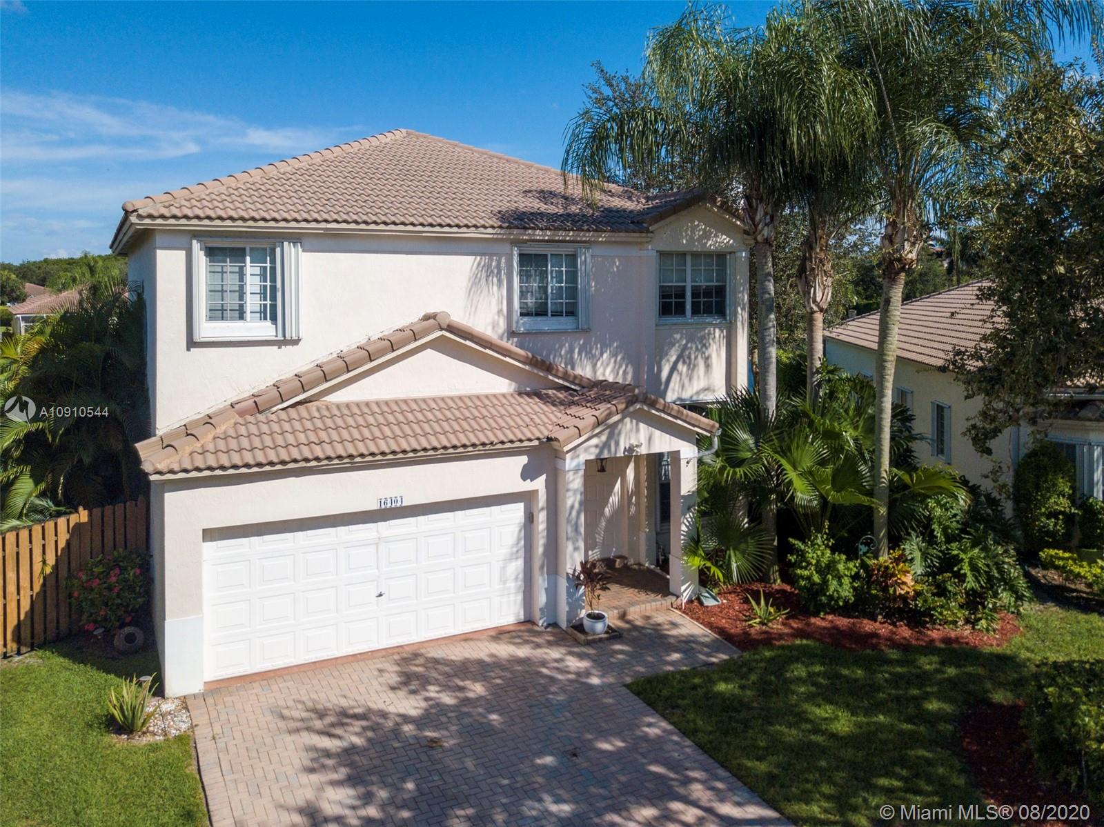 Weston, FL 33331,16404 Ruby Lk