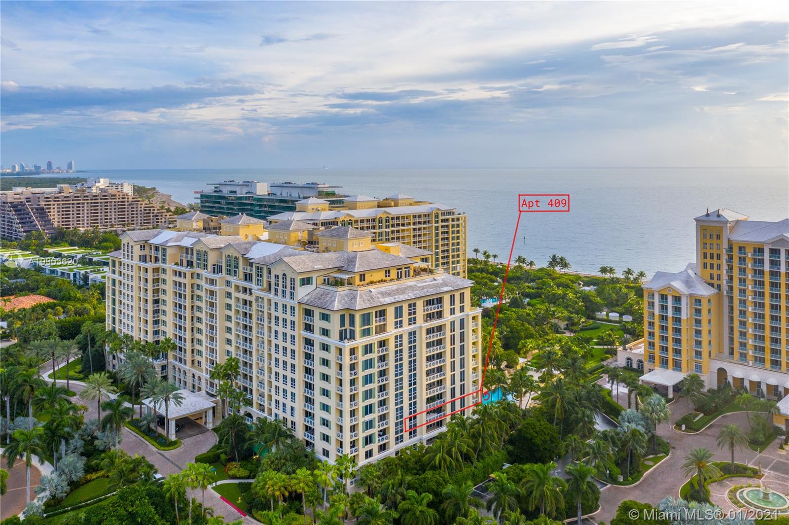 Key Biscayne, FL 33149,445 Grand Bay Dr #409