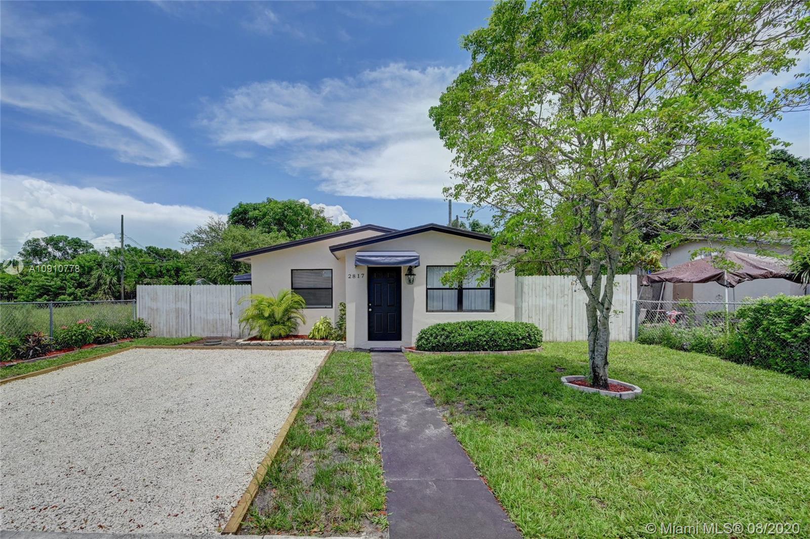 2817 NW 2nd St, Pompano Beach, FL 33069