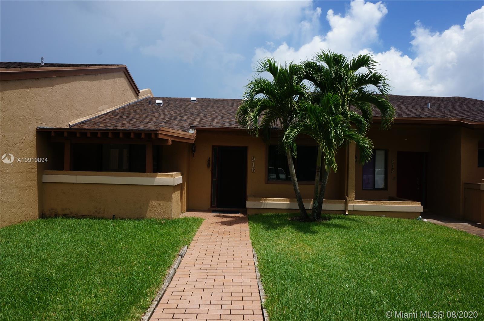 916 NW 79th Ter #916, Plantation, FL 33324