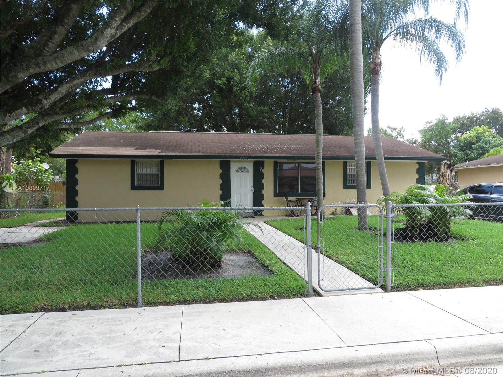 17326 Washington Way, Jupiter, FL 33458