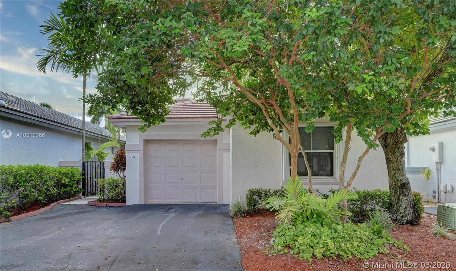 194 NW 75th Ter, Plantation, FL 33317