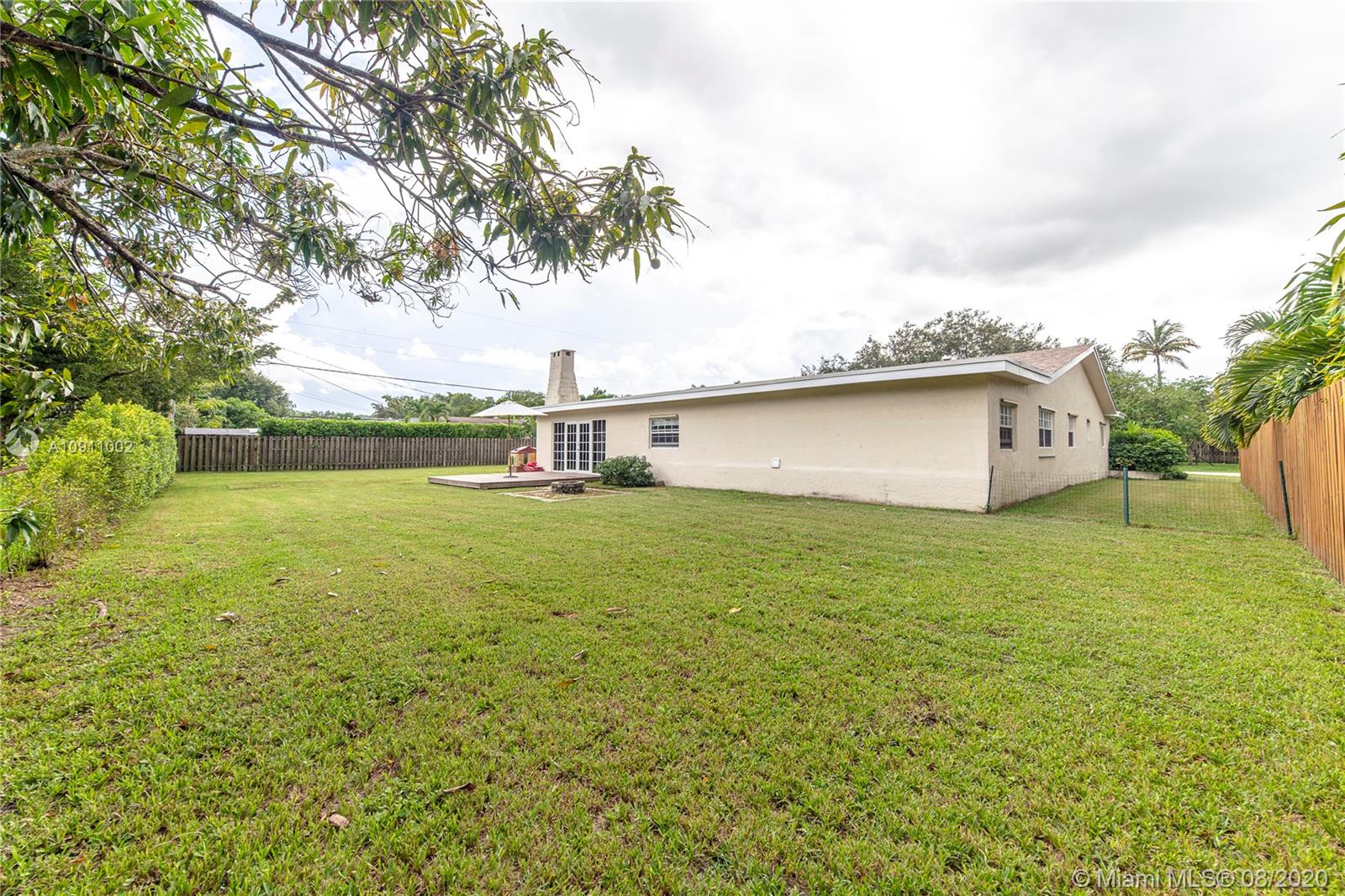 Plantation, FL 33317,740 Azalea Ct