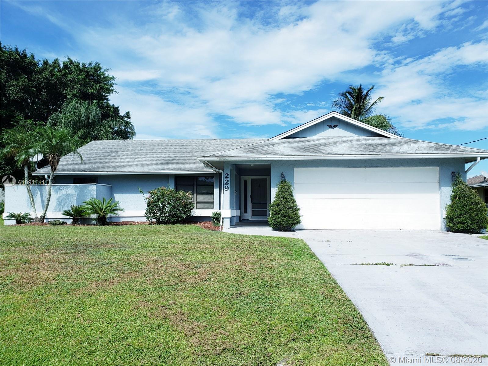 229 SE Whitmore Dr, Port St. Lucie, FL 34984