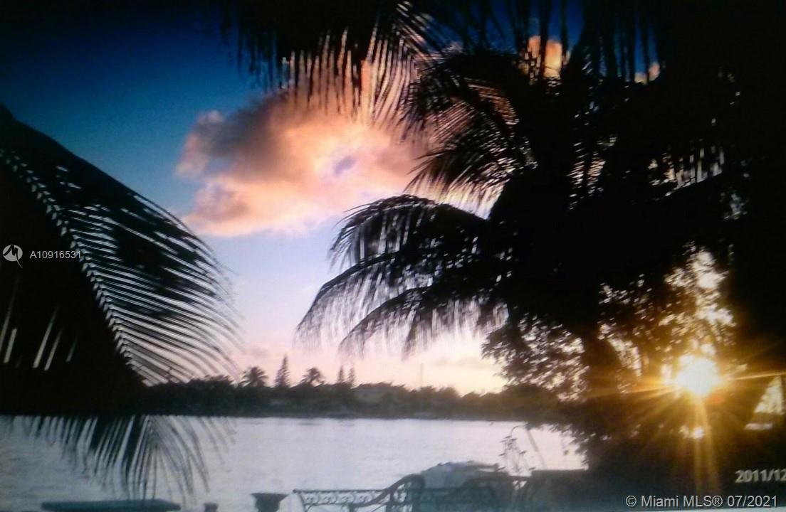 Photo 15 of 600 88th St in Surfside - MLS A10916531