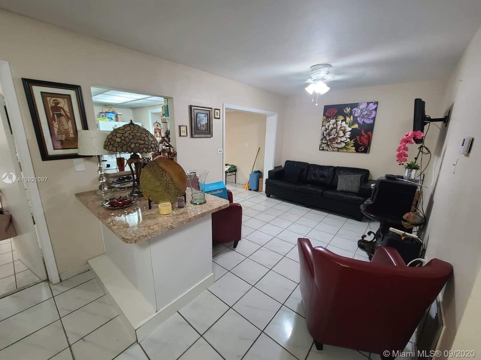 Hialeah, FL 33014,878 W 79th St