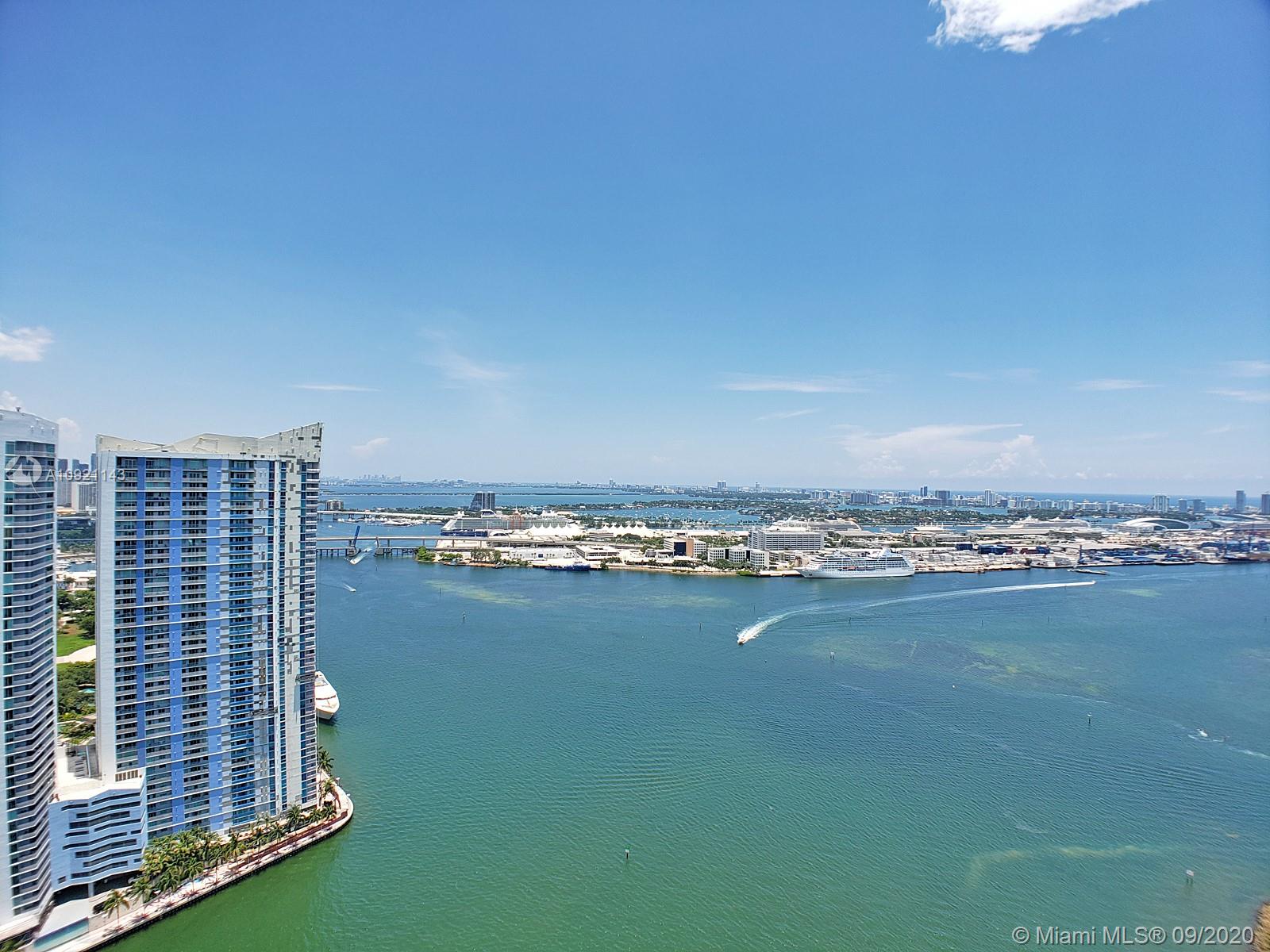 900 Brickell Key Blvd #3302, Miami, FL 33131