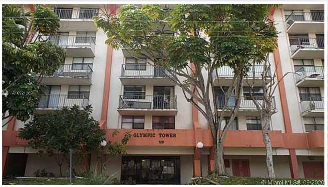 920 NE 169th St #304,  North Miami Beach,  FL 33162